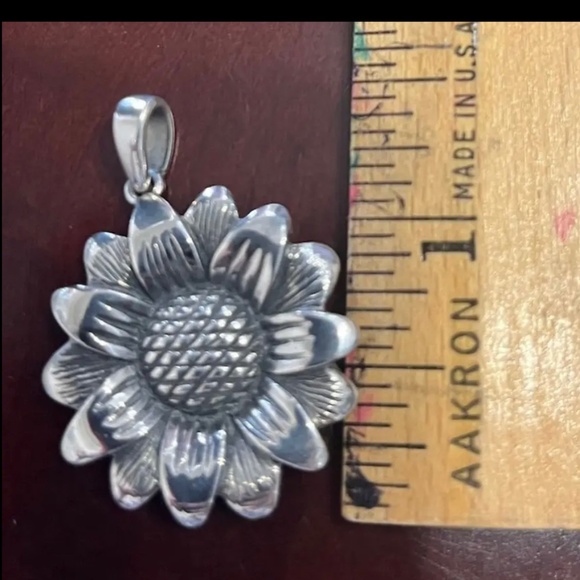James Avery Jewelry James Avery Sunflower Pendant Poshmark